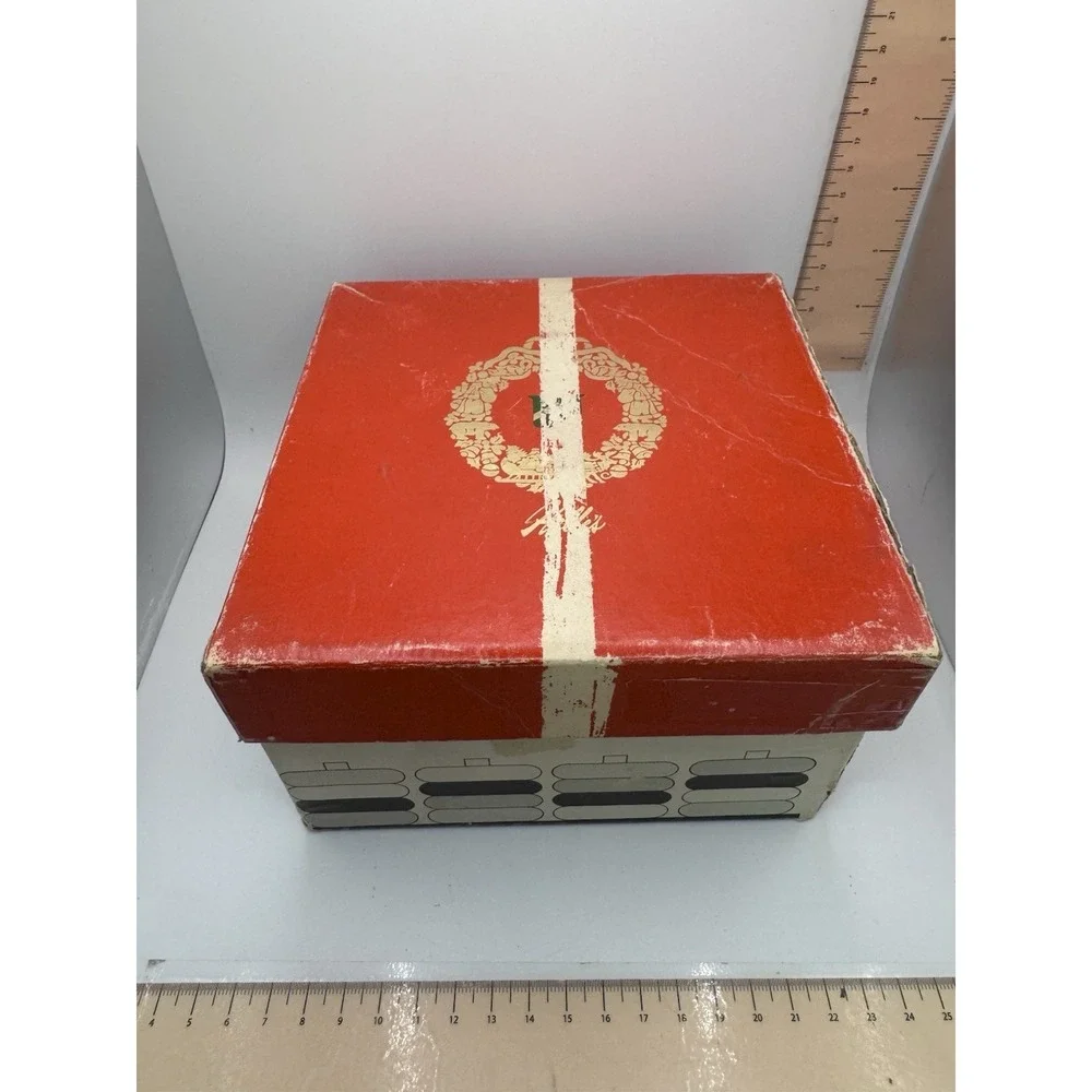 1970s Skor Mor's  Right On Wooden Puzzle Game‎